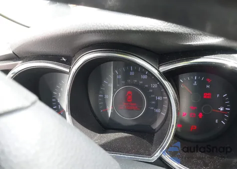 2011 Kia Optima Lx z USA, uszkodzony, nr VIN KNAGM4A79B5137009